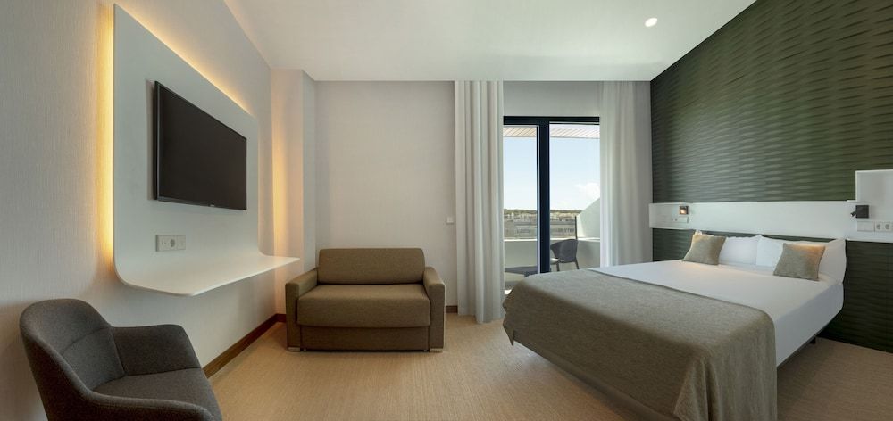 Triple Room, Balcony (3 adults)