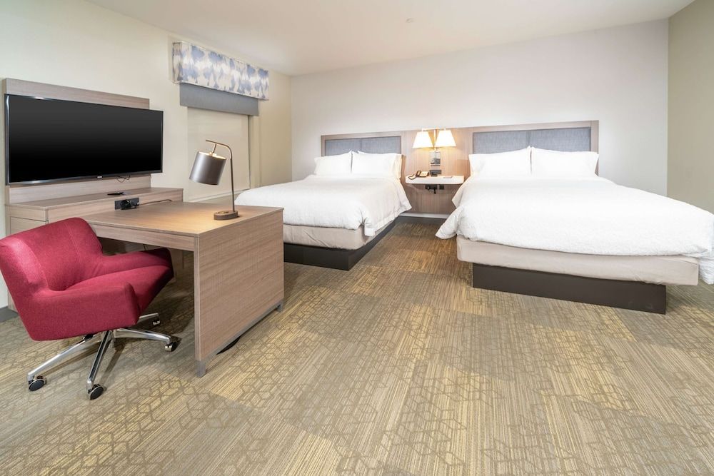 Room, 2 Queen Beds, Accessible, Bathtub (Hearing)