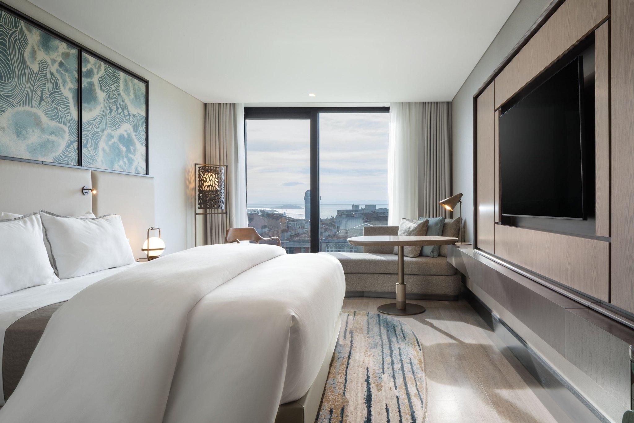 Privilege Room King Bed, Guest room, 1 King, City view