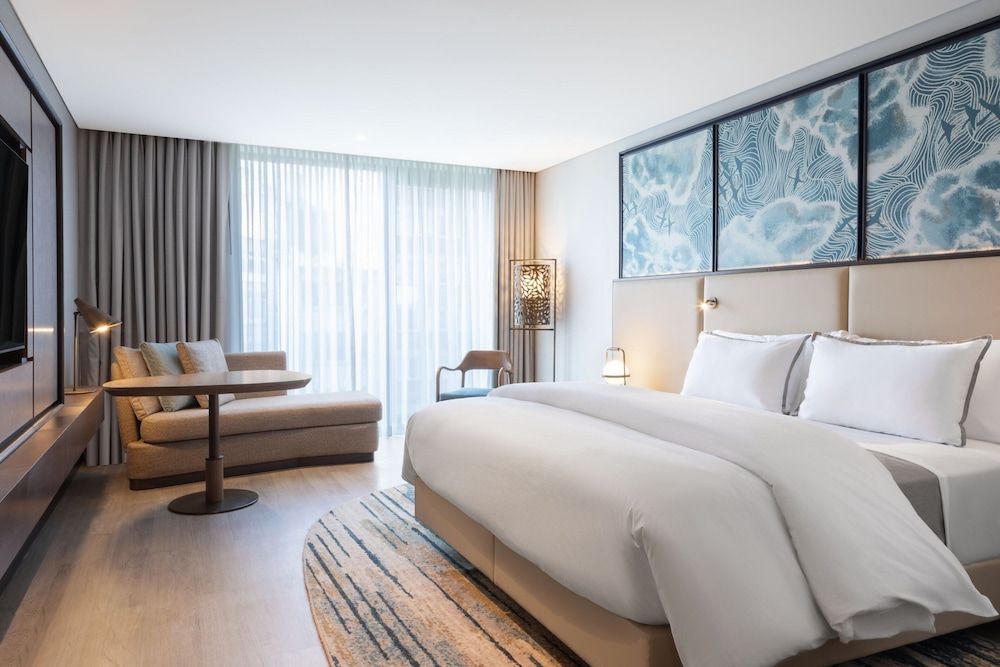 The Westin Istanbul Nisantasi Deluxe Room, 1 King Bed, City View