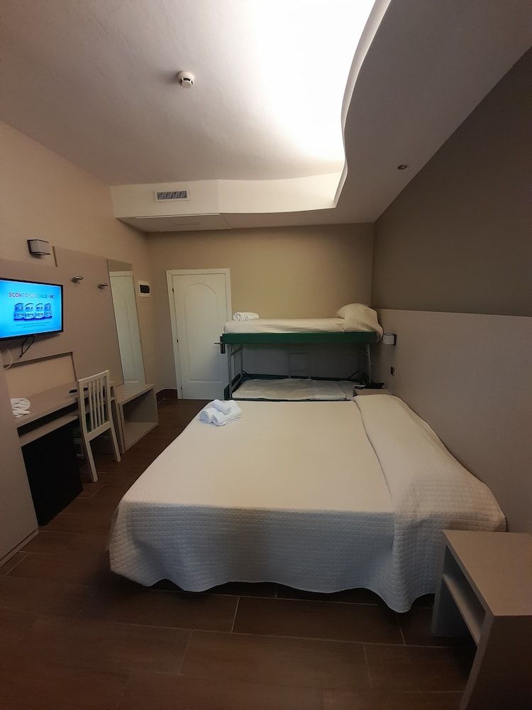 Comfort Quadruple Room