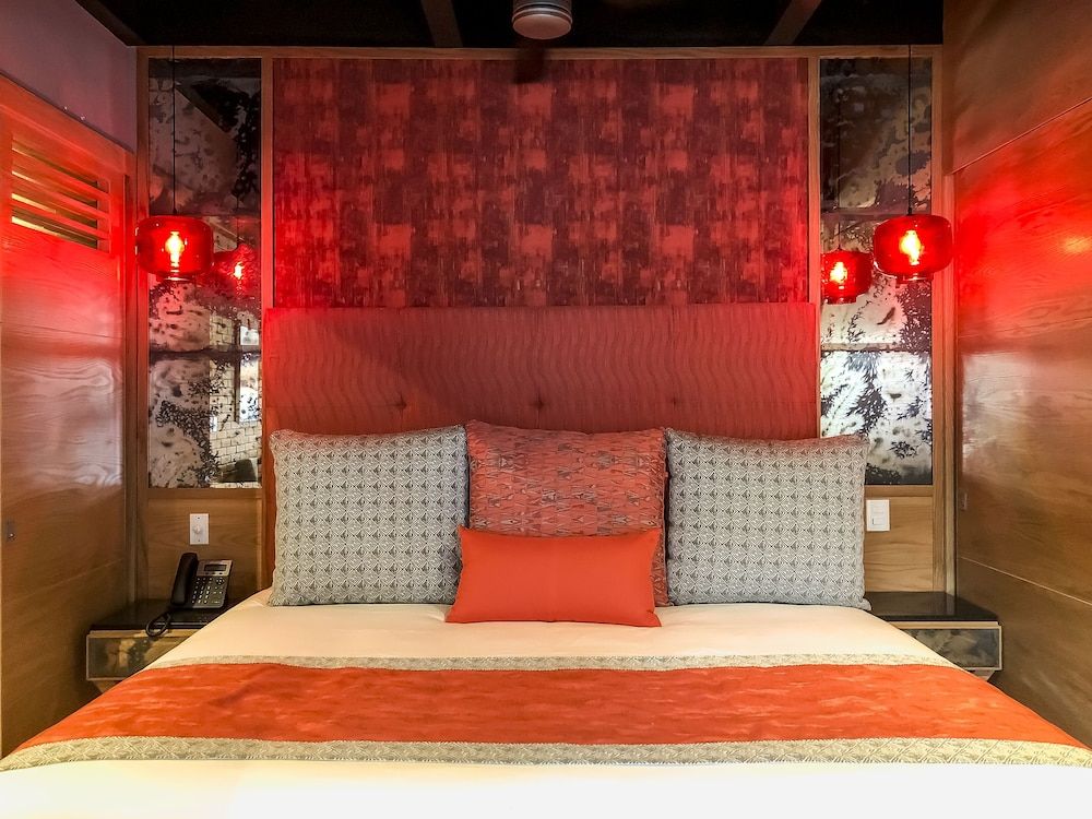 Pinnacle Resorts 179 - Adults Only 1 Bed 1 Bath Street/Partial Ocean View suite 2