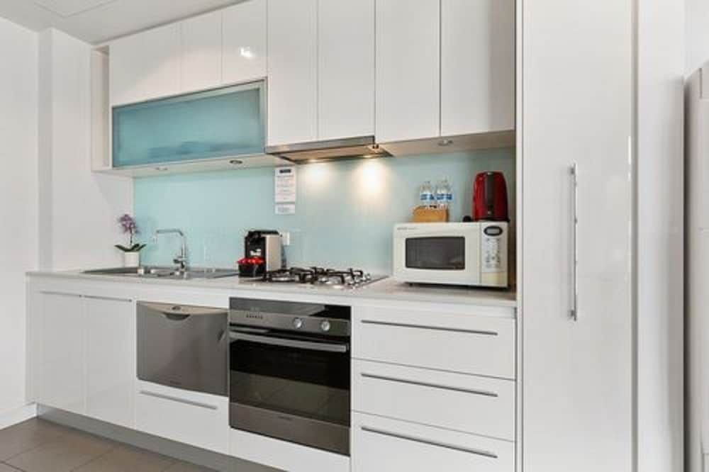Docklands Private Collection of Apartments - Digital Harbour One Bedroom Apartment - Marina View 8