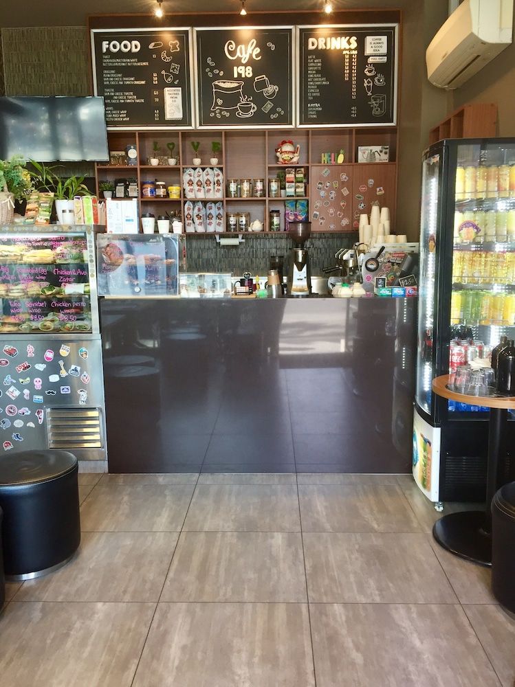 Cafe