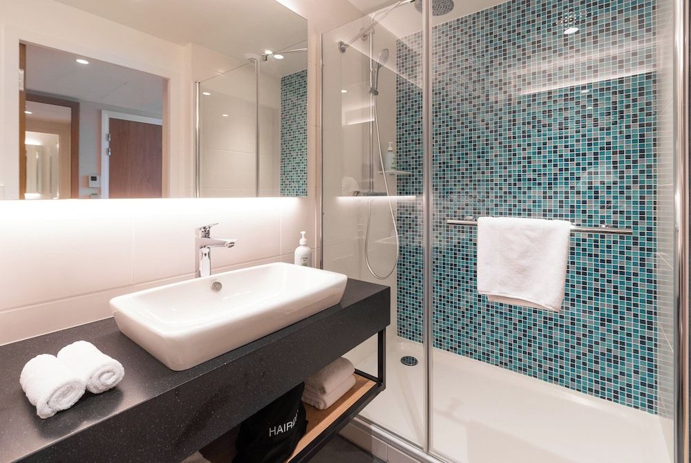 undefined Holiday Inn Paris CDG Airport by IHG 9