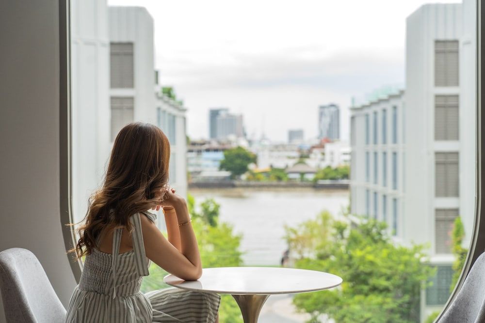 Club One Bedroom River View