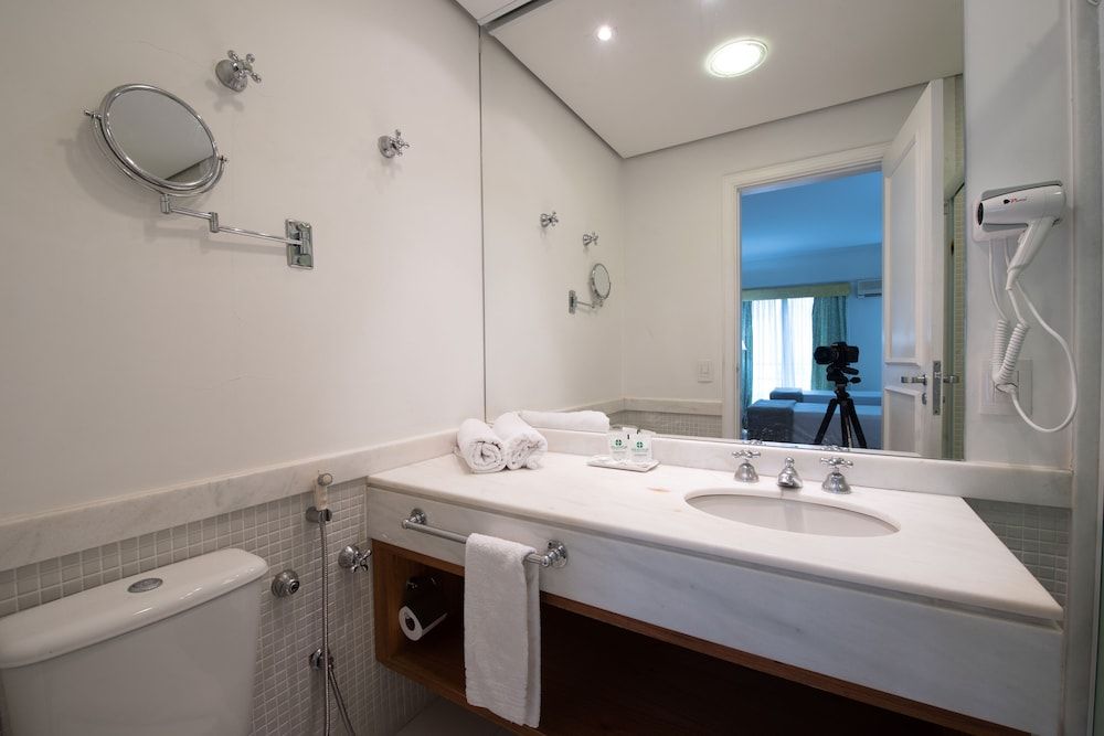 Deluxe Suite, 1 Queen Bed