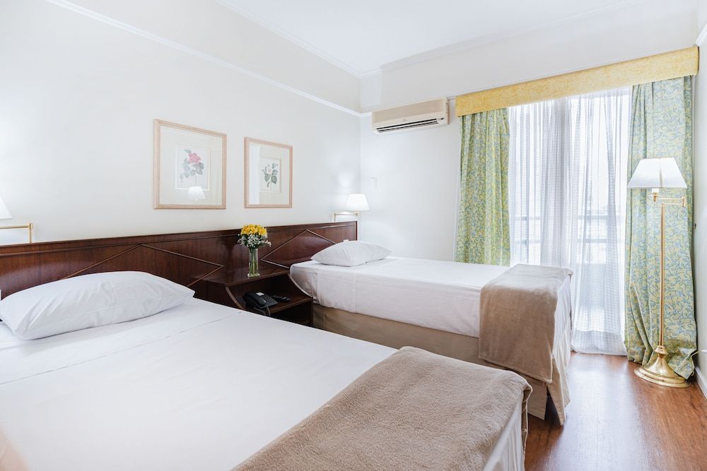 Standard Suite (Twin)