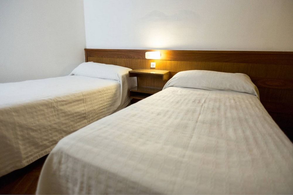 Palace Hotel Mendoza Triple Room, 3 Twin Beds