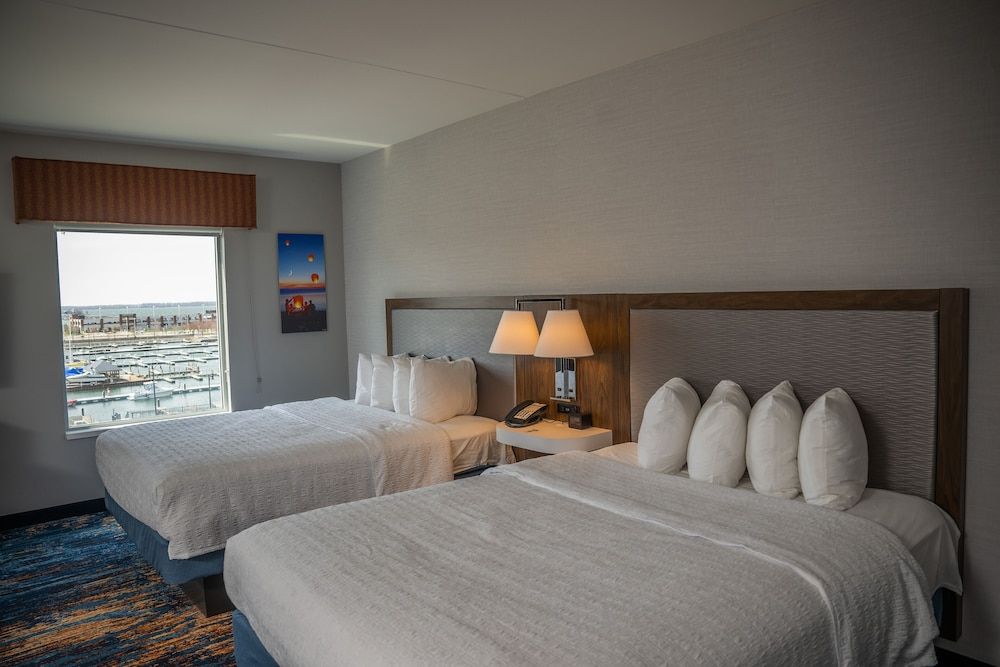 Suite, 2 Queen Beds, Accessible, Bathtub (Refrigerator)
