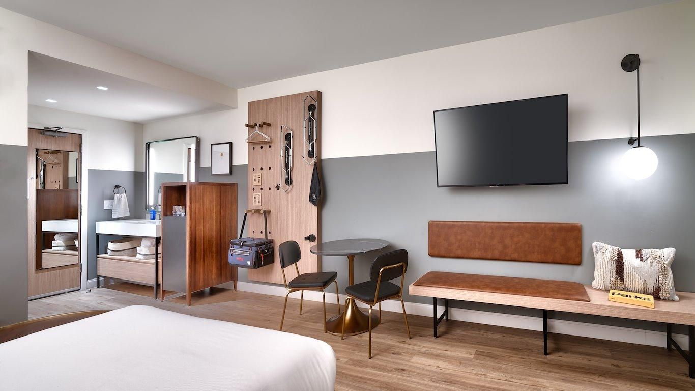 undefined Gravity Haus Moab 5