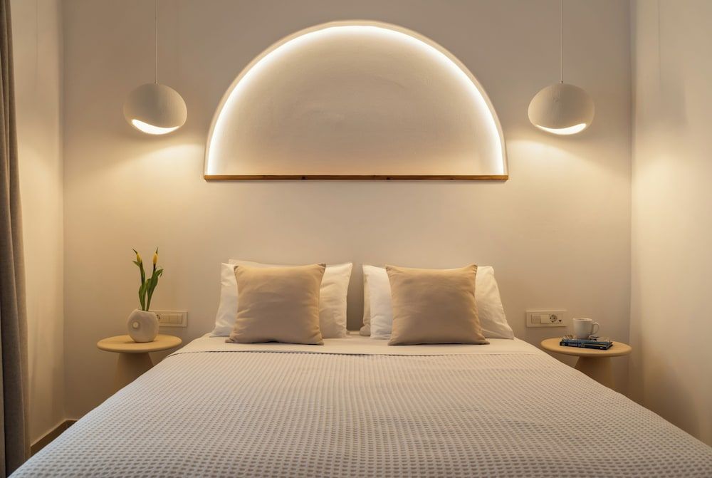 Galation Economy Room 3