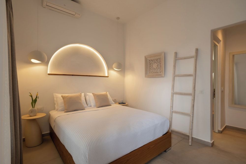 Galation Economy Room 6