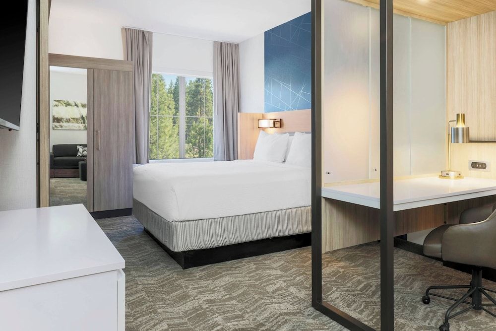 Studio Suite, 1 King Bed, Non Smoking
