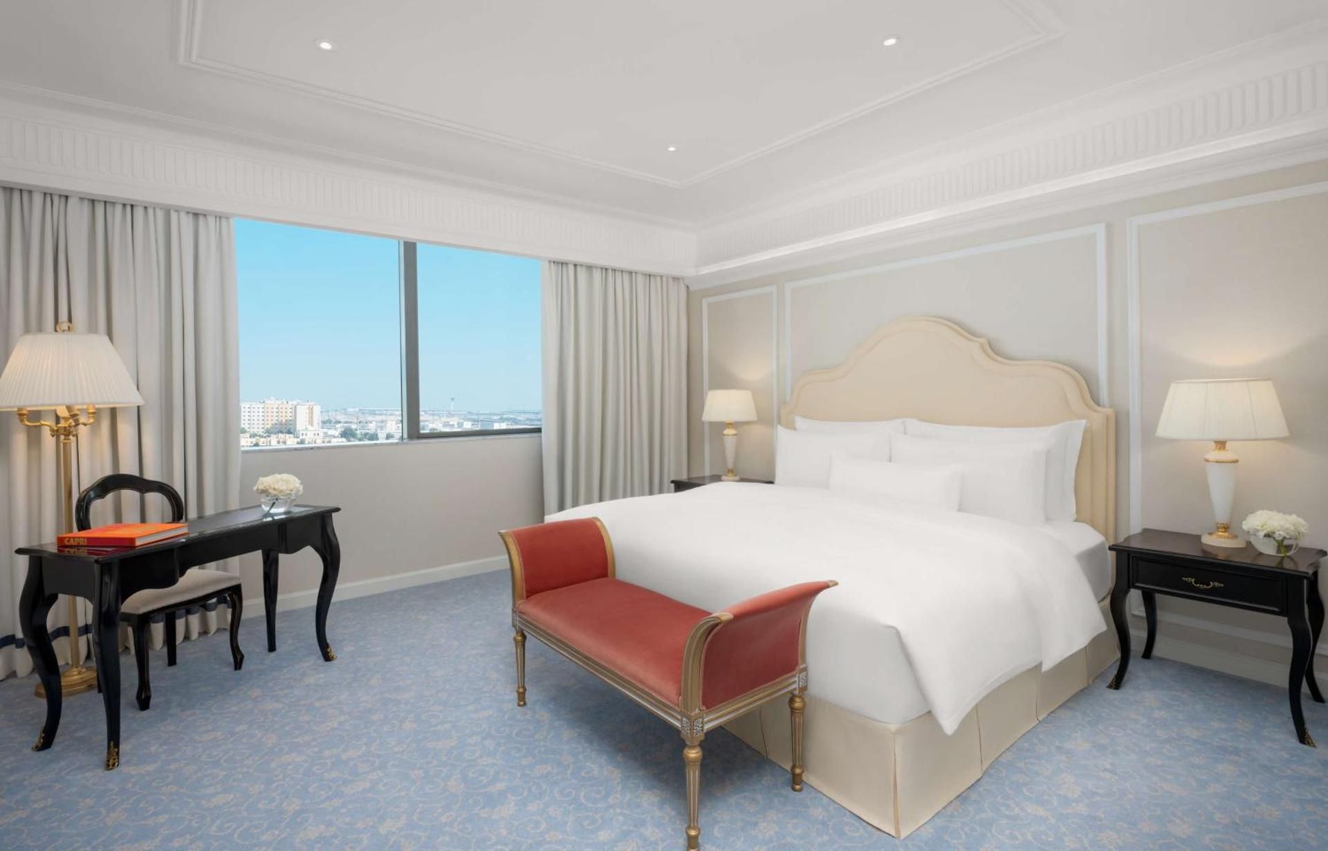 King Deluxe Accessible Room