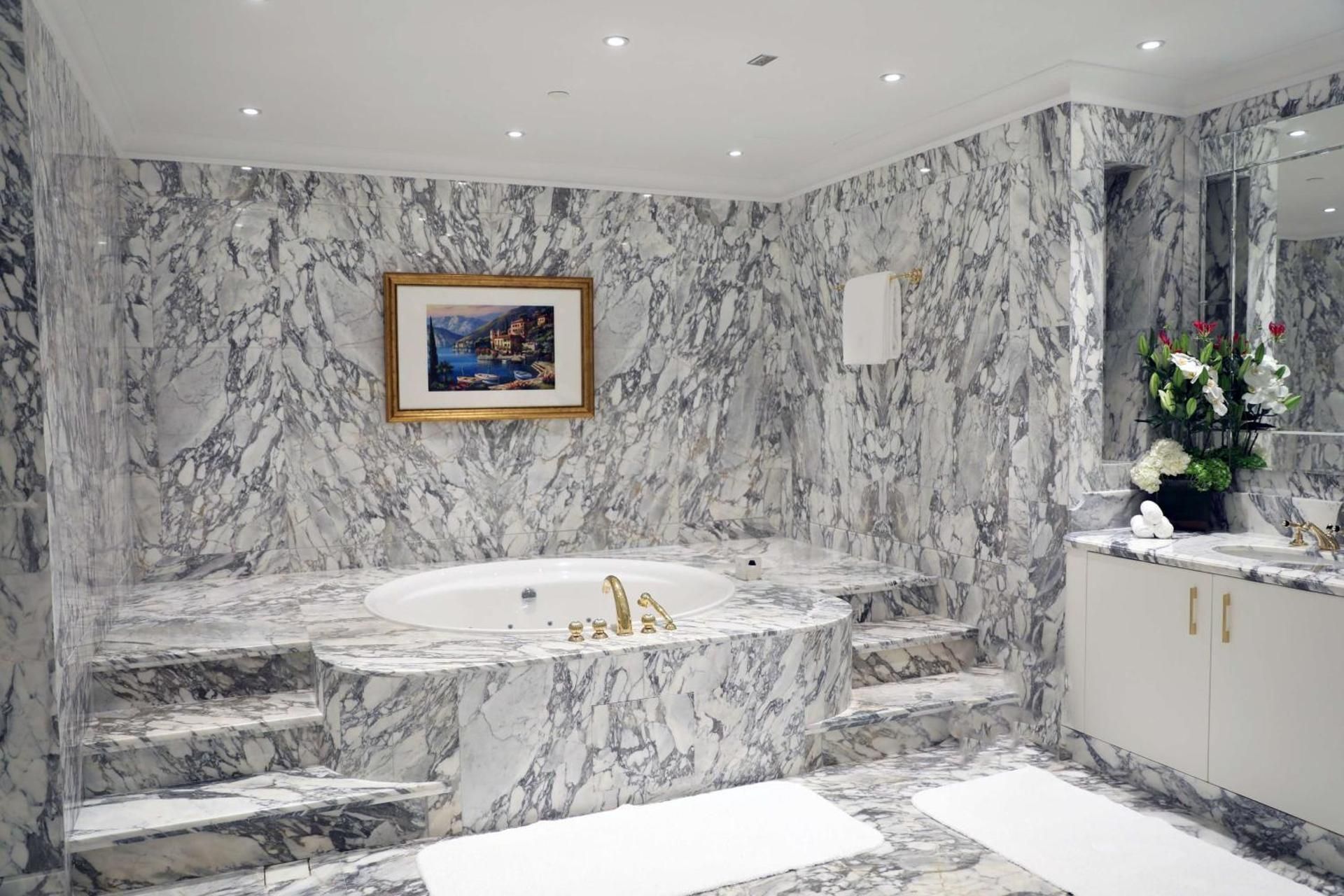 Royal Suite