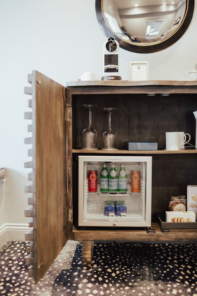 The Winston Solvang King Suite 5