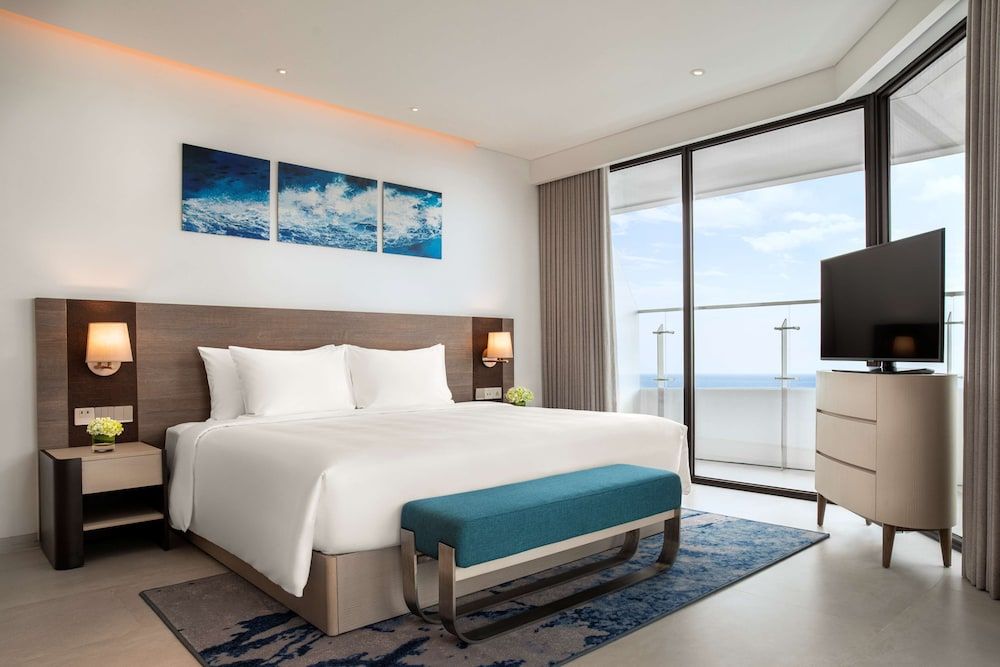 undefined Radisson Hotel Danang 5