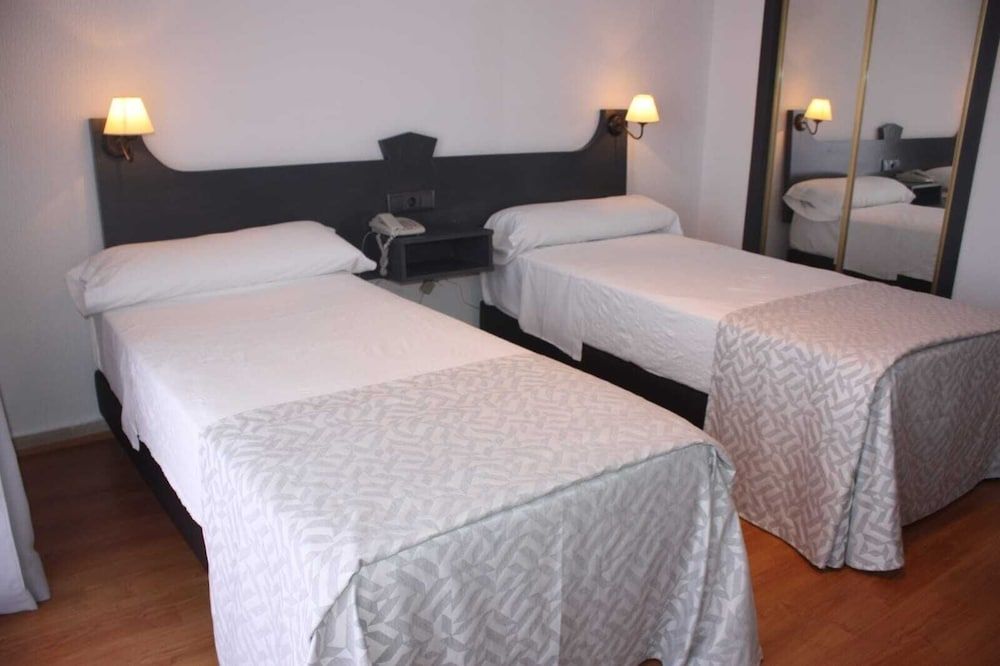 Hotel Turia Granada