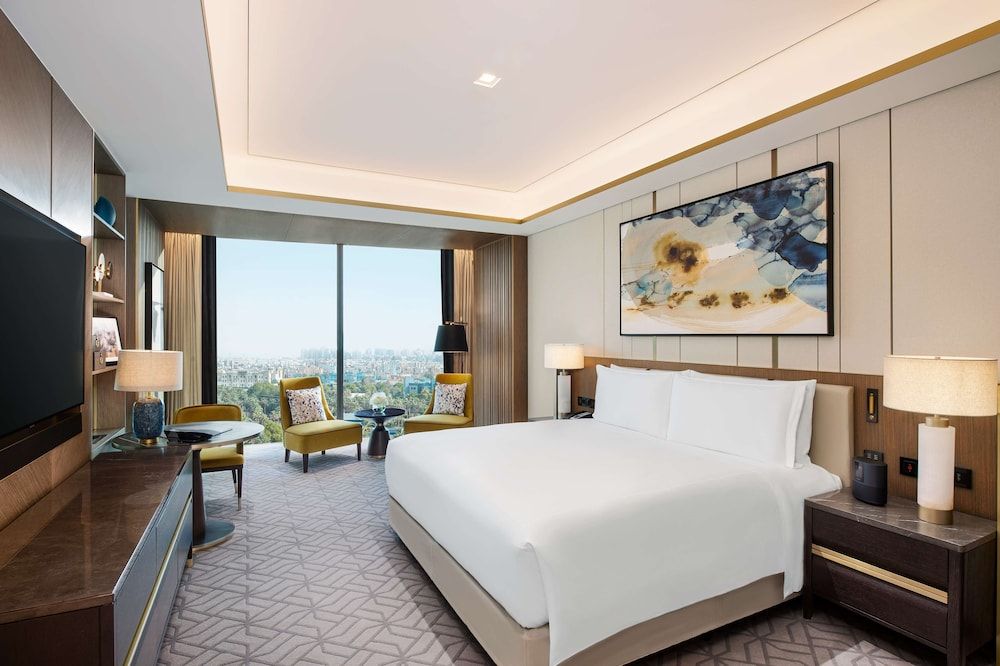 Waldorf Astoria Kuwait Deluxe Room, 1 King Bed, Accessible 4