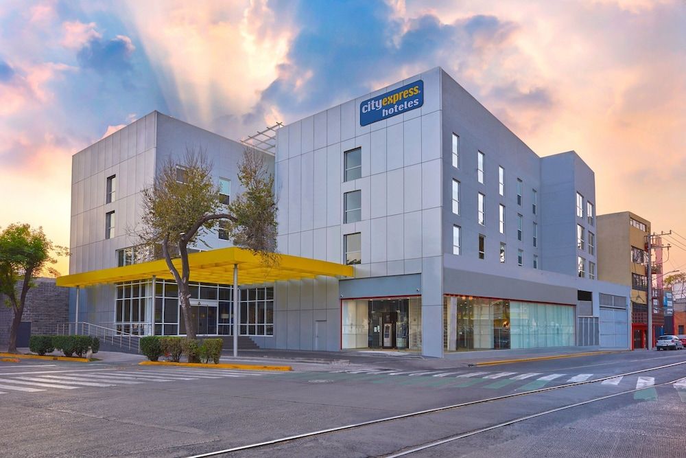undefined City Express by Marriott Ciudad de México La Villa 5