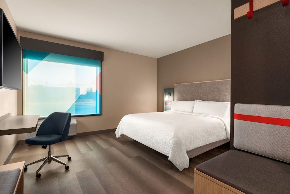 Standard Room, 1 King Bed
