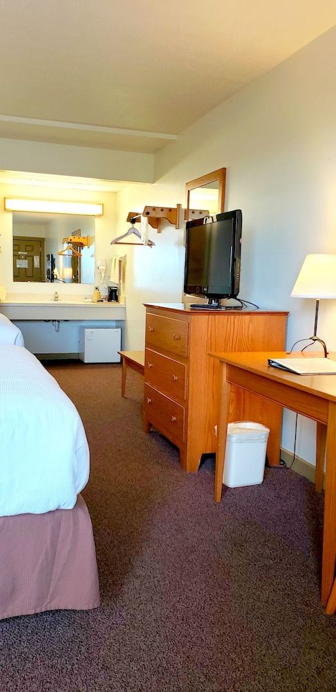 Standard Double Room, 2 Queen Beds, Non Smoking