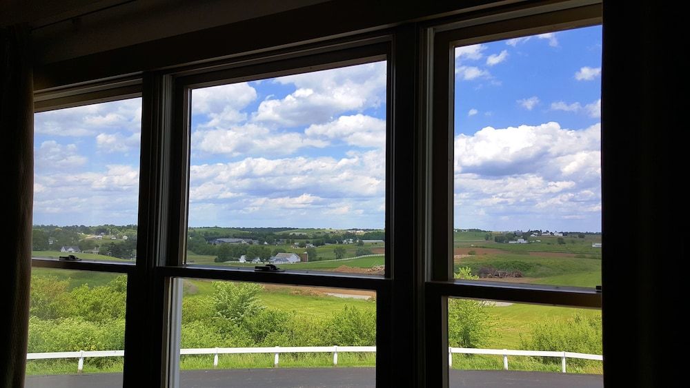 Berlin Heritage Inn Deluxe Room, Non Smoking, Fireplace 7