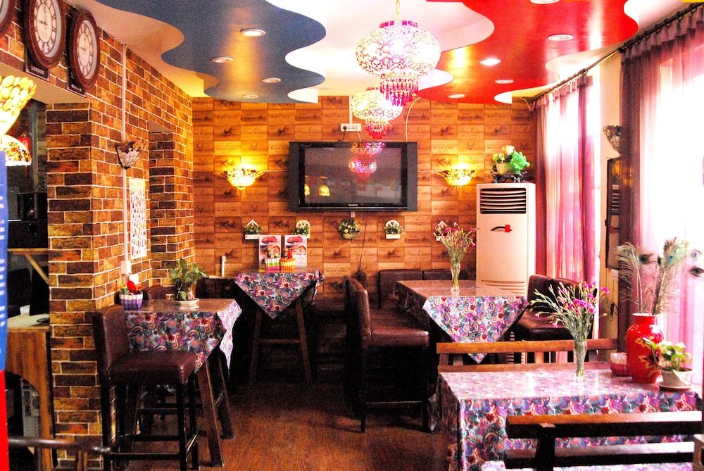 undefined The Classic Courtyard 10