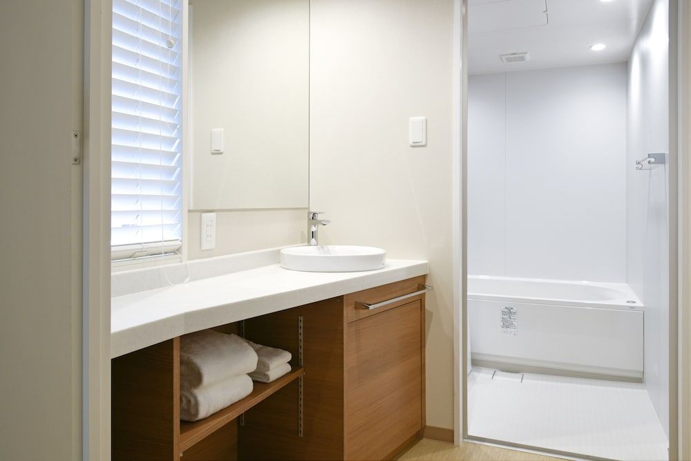 JR Inn Chitose Triple Room, Non Smoking (3 guests) 2