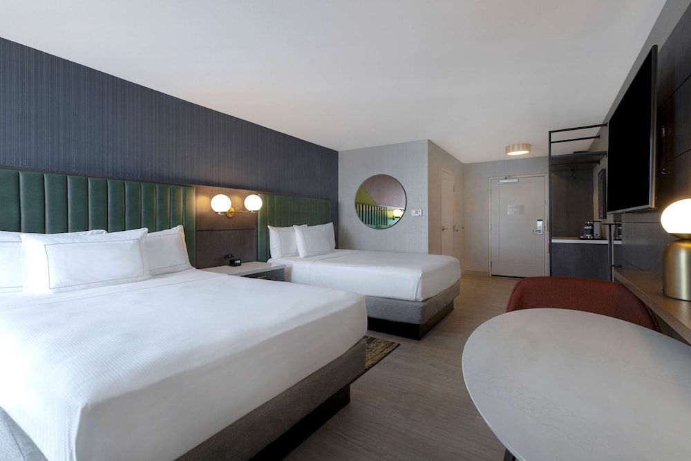 Room, 2 Double Beds, Accessible, Bathtub (Mobility & Hearing)