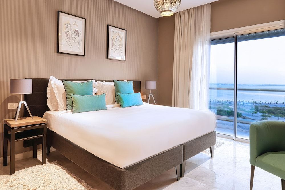 ADAM Hotel Suites 
