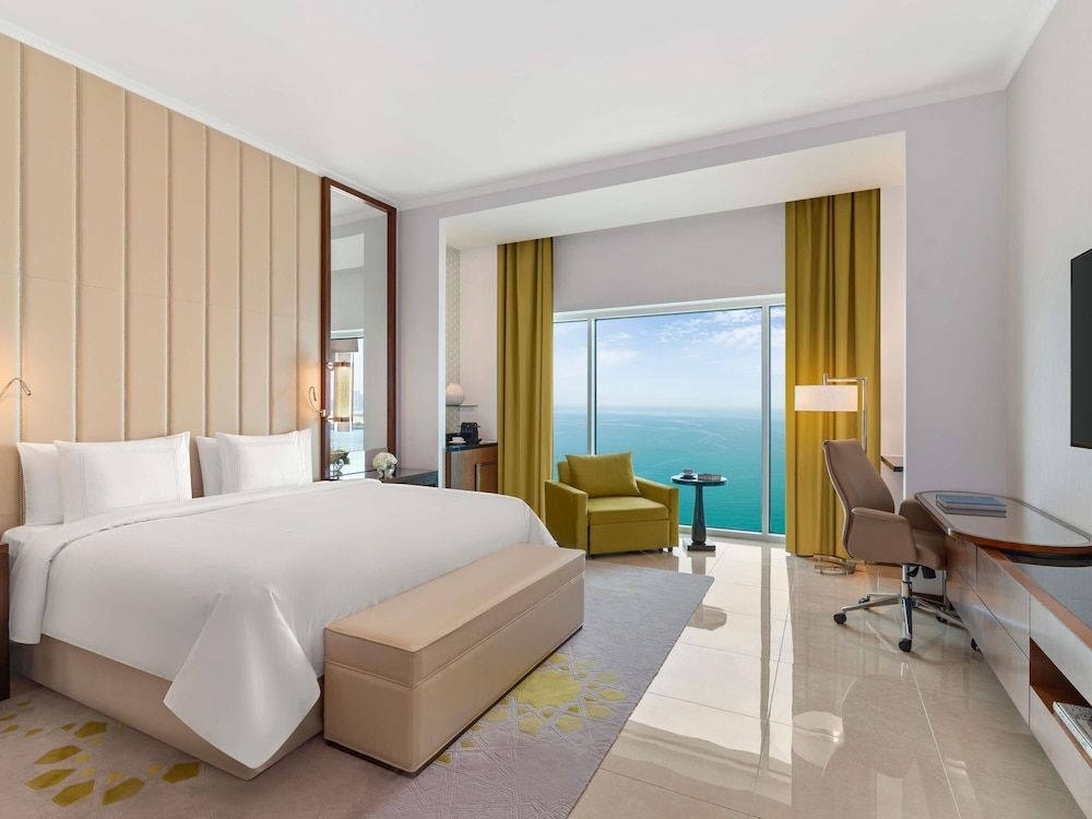 Rixos Marina Abu Dhabi Superior Room, 1 King Bed, Sea View