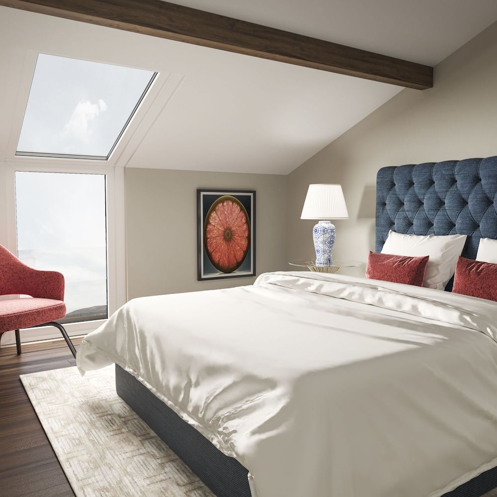 Exclusive Loft, Multiple Beds, City View