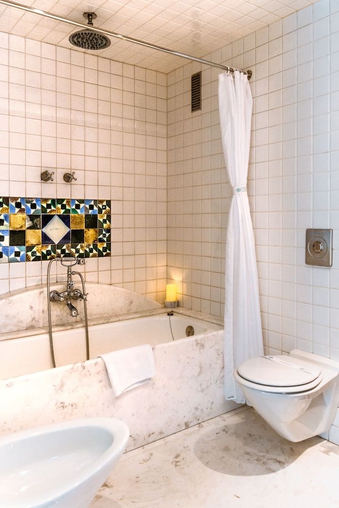 Fonda Hotel 1771 Premium Double Room 5