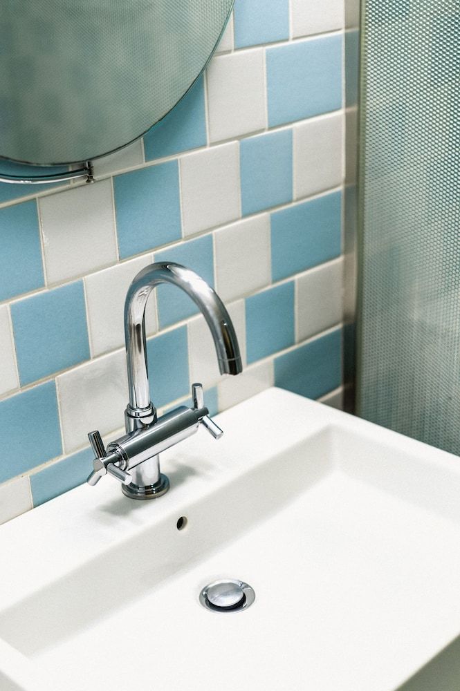 Fonda Hotel 1771 Triple Room 4