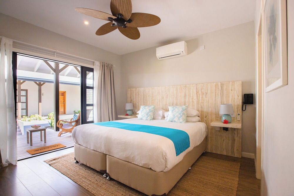 undefined Le Nautique - Luxury Waterfront Hotel 2