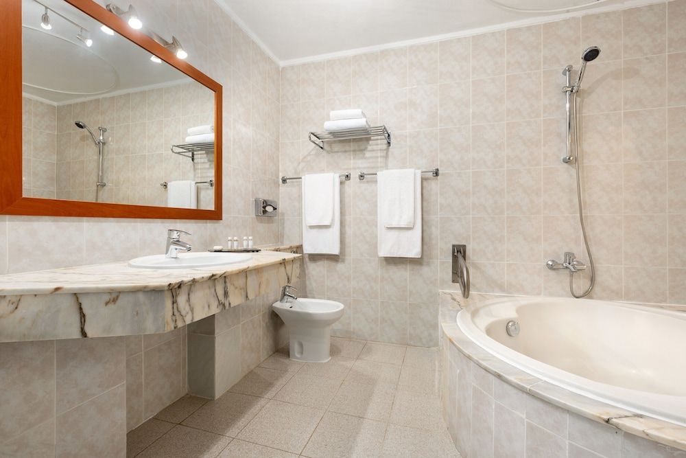 Ramada Residences by Wyndham Costa Adeje Apartment, 2 Bedrooms, Ocean View 12