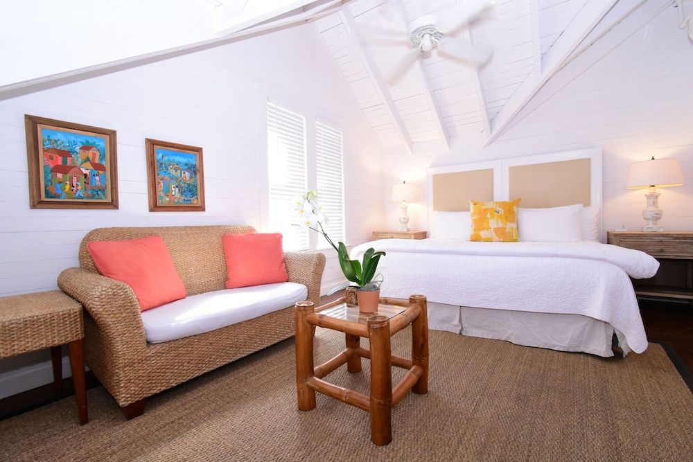 undefined Simonton Court Historic Inn & Cottages 5