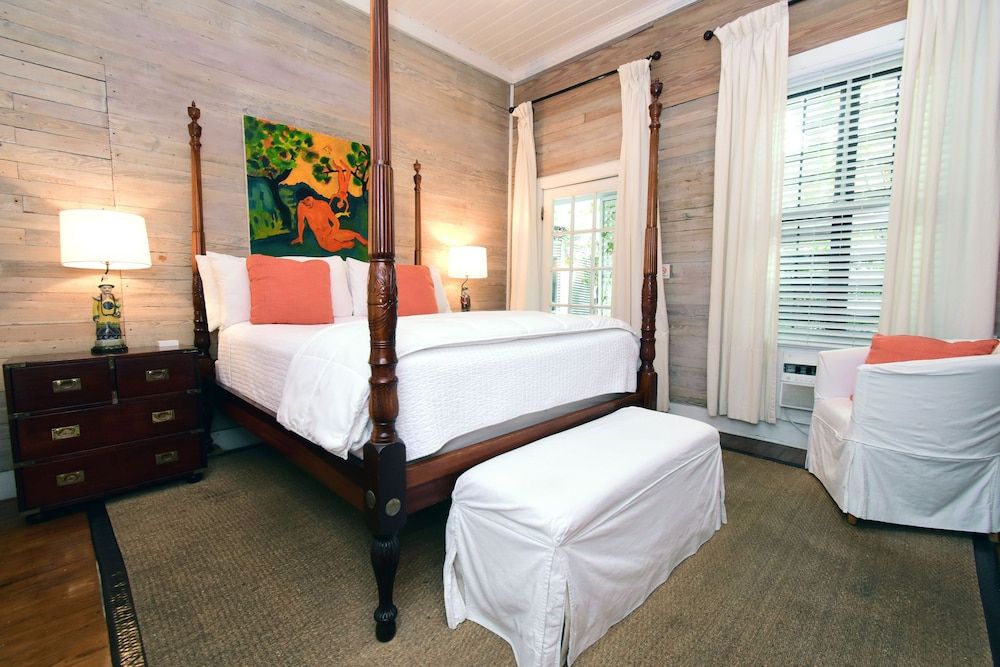 Simonton Court Historic Inn & Cottages Room, 1 Queen Bed 3