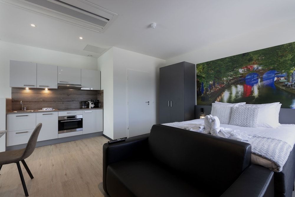 2L De Blend Deluxe Quadruple Room, Multiple Beds, Non Smoking, Kitchen 4