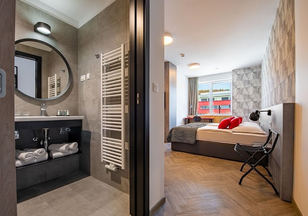 SofaBed and Twin Room
