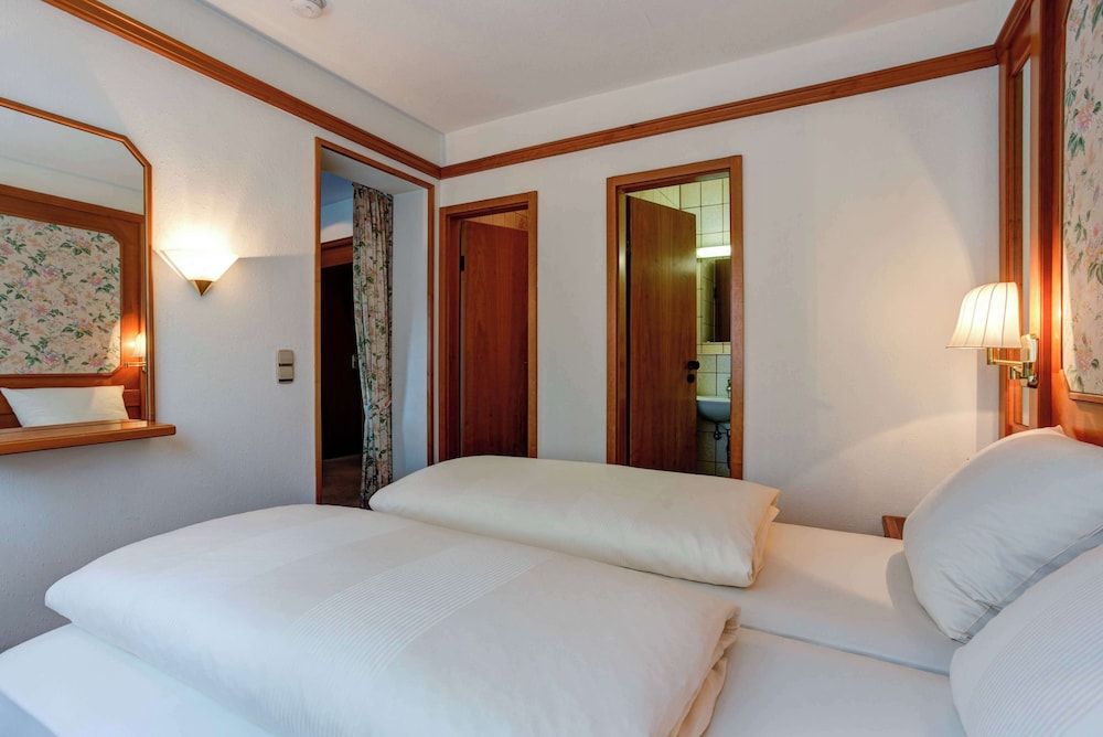Centro Hotel Stern, Trademark Collection by Wyndham Family Room, 1 Double Bed with Sofa bed 7