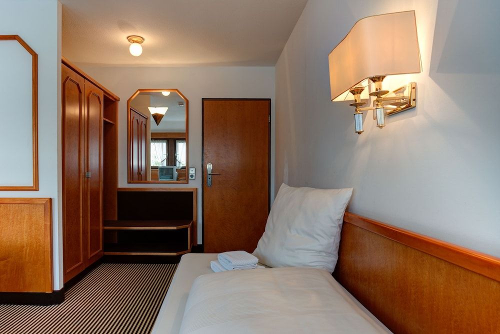 Centro Hotel Stern, Trademark Collection by Wyndham Family Room, 1 Double Bed with Sofa bed 9