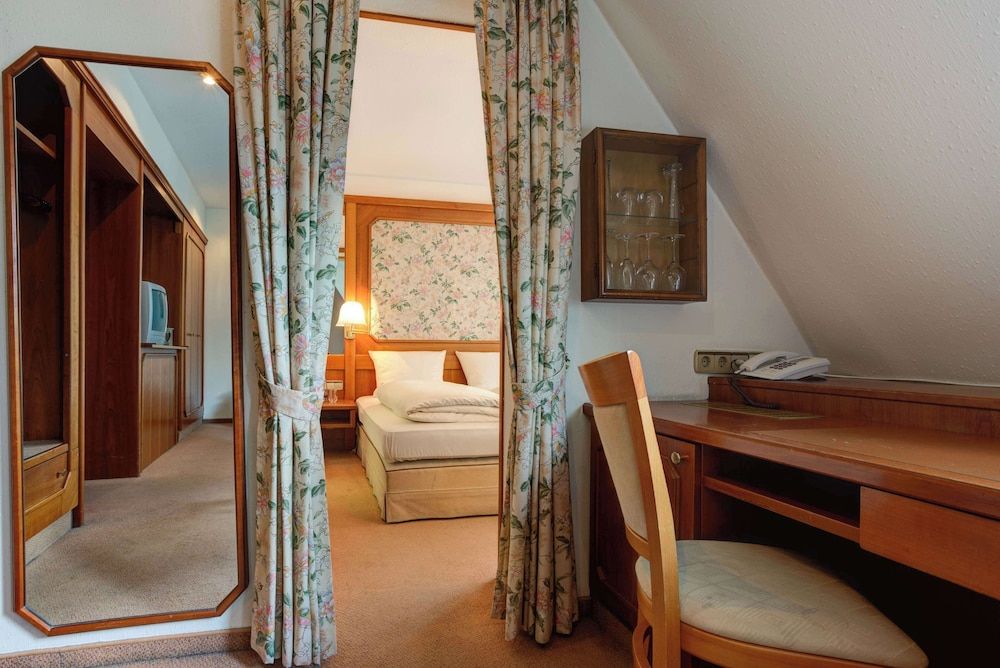 Centro Hotel Stern, Trademark Collection by Wyndham Family Room, 1 Double Bed with Sofa bed 15