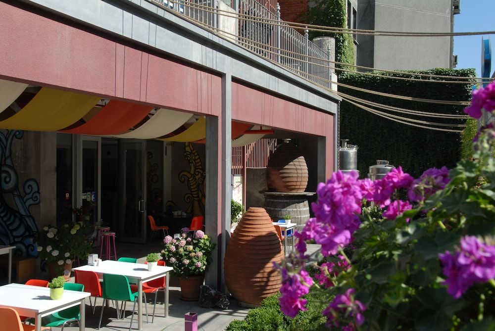 undefined Han Hotel 8