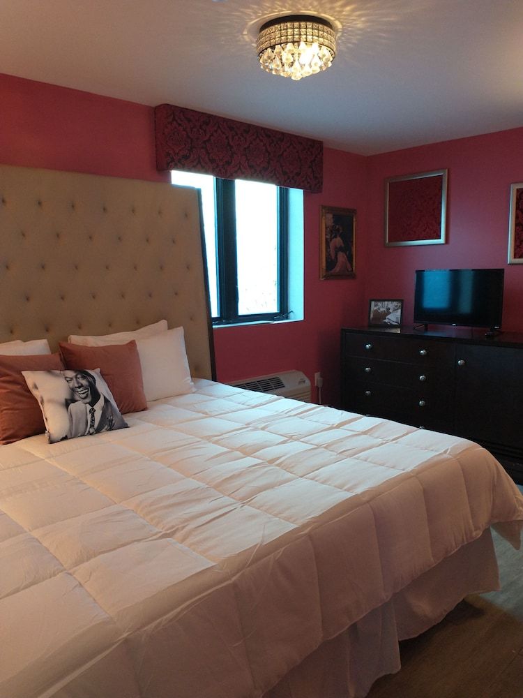 undefined Dunns Josephine Hotel 3