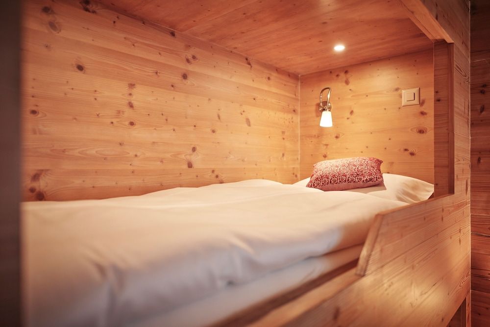 Hotel Interlaken Family Room 2