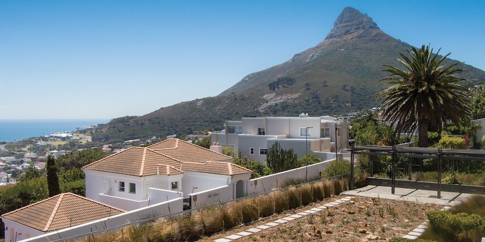 undefined The Crystal Apartments 5