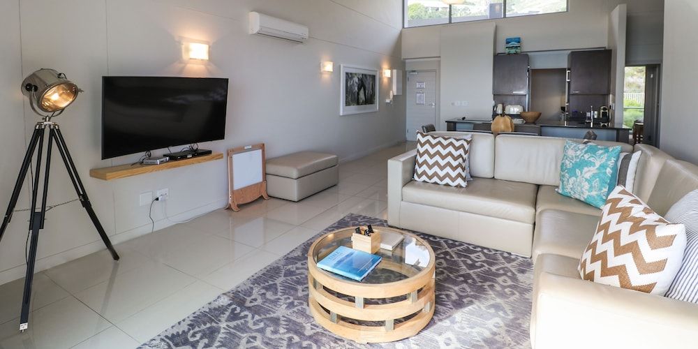 The Crystal Apartments Standard Apartment, 2 Bedrooms 11